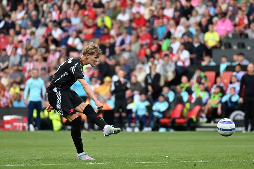 朱利亚诺：喜欢助攻因为会有两个人开心；格子和科克是标杆